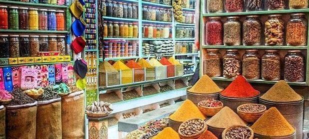 aromen-gewuerze-auf dem Gewürzmarkt Rhaba Khedima in Marrakesch